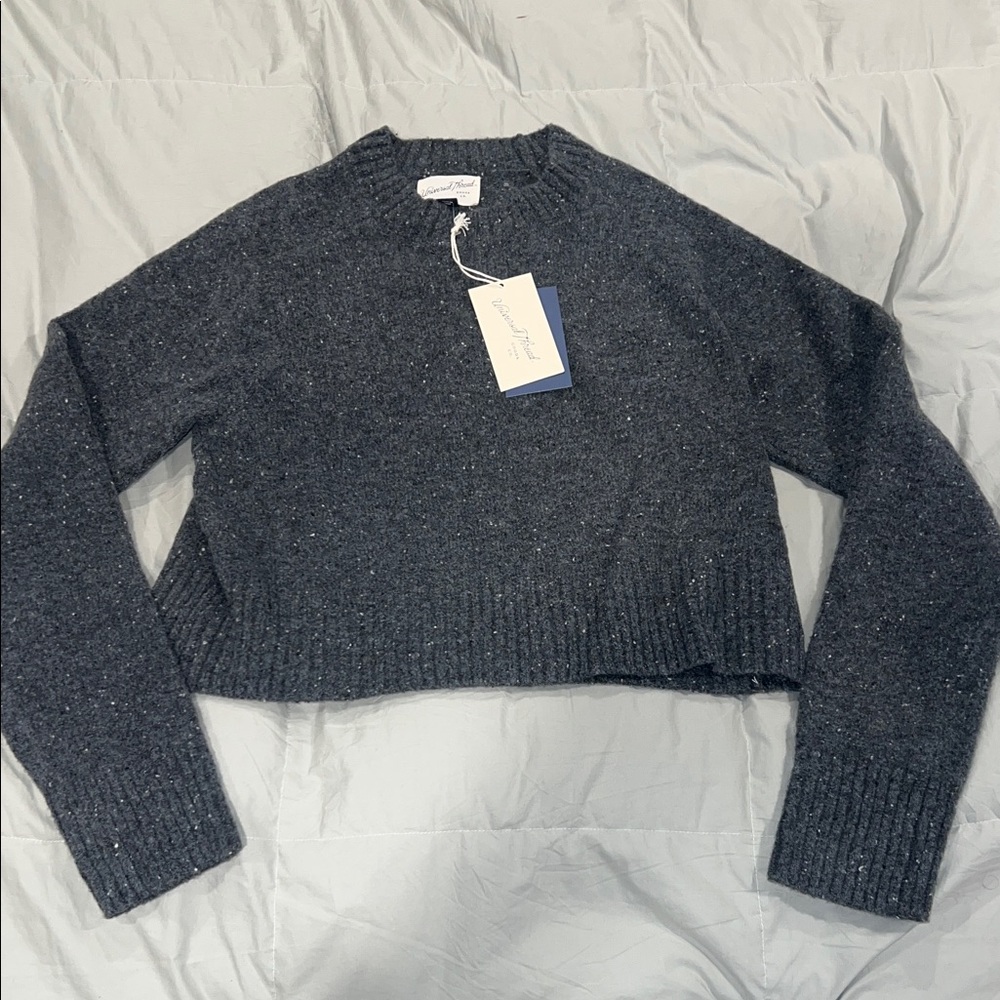 Universal Thread Charcoal Crew Neck Sweater